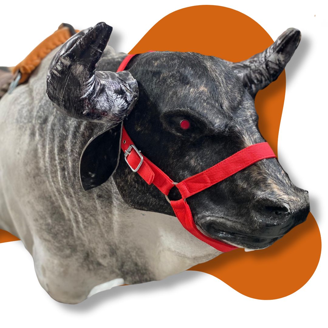 Toro Mecánico Piel, Ojos Led, Cámara de Humo y Bramido