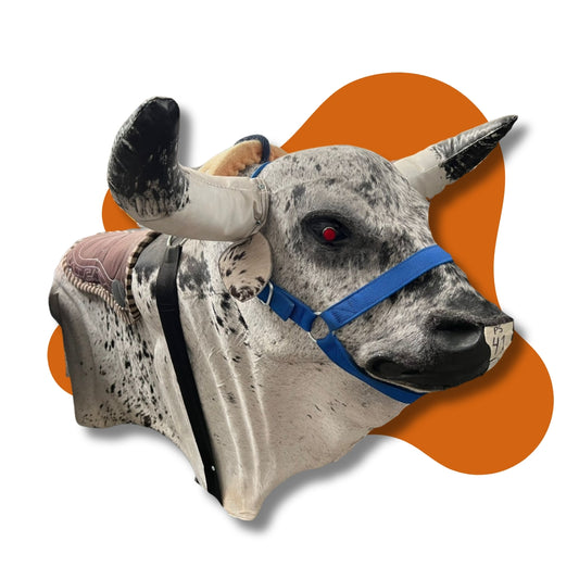 Toro Mecánico de Piel y Ojos Led